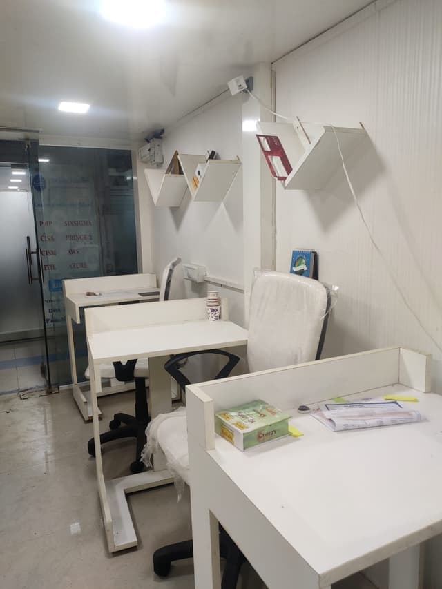 Image of Commercial Office for Rent in Megha Castle